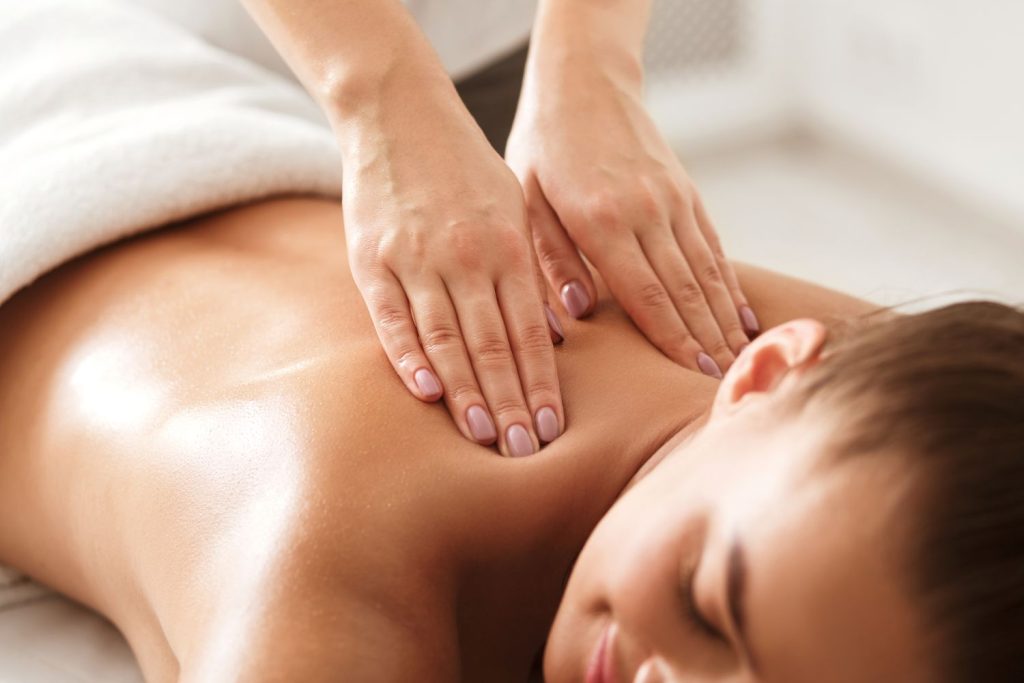 The Physical Benefits of Body Massage 
